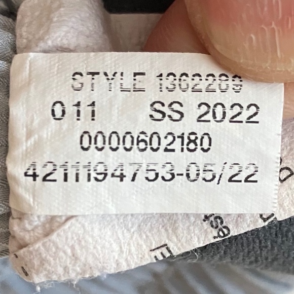 Under Armour Men’s Elevated Woven 2.0 Shorts 1362289 Light Gray Size XL Fitted - Picture 12 of 16